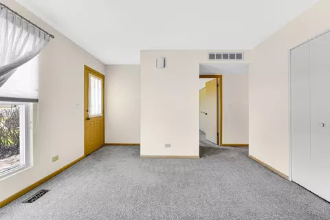 Bedroom - 810 W Pine Ave, Roselle, IL 60172 photo 1 of 1