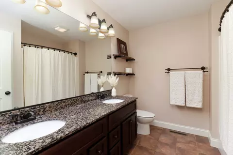 Bath - 2281 Heather Ridge Dr, Normal, IL 61761 photo 6 of 9