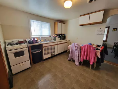 17 W 32nd St, Steger, IL 60475 photo 10