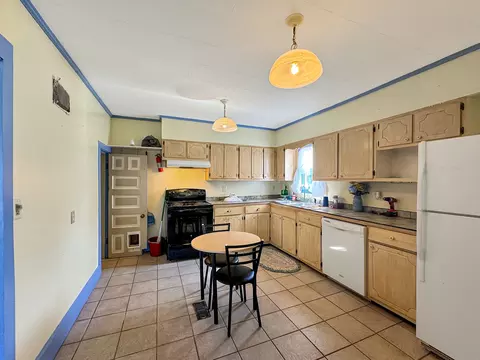 Kitchen - 921 E Garden St, Freeport, IL 61032 photo 2 of 2