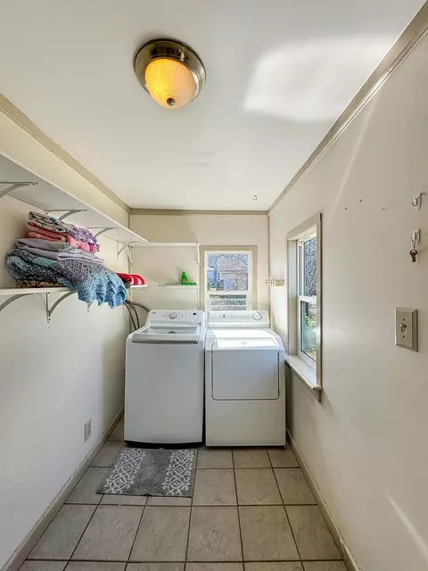 Other - 921 E Garden St, Freeport, IL 61032 photo 4 of 9