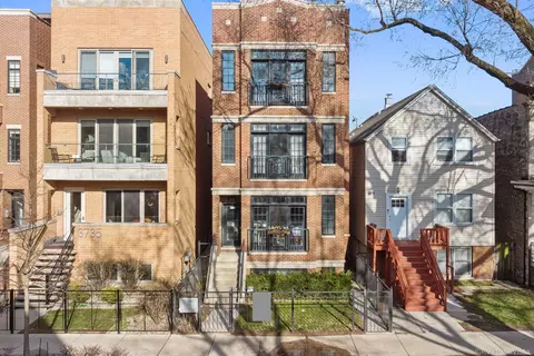 3731 N Clifton Ave #1, Chicago, IL 60613