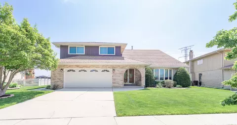 16737 Richards Dr, Tinley Park, IL 60477