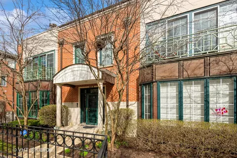 1437 S Prairie Ave #H, Chicago, IL 60605