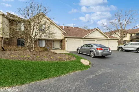 910 E Tower Ct #5, Palatine, IL 60074