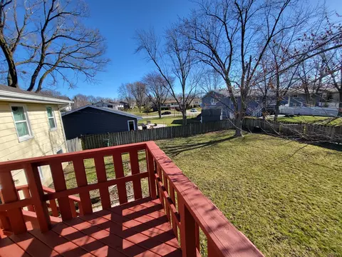 Exterior - 1770 Chippendale Rd, Hoffman Estates, IL 60169 photo 6 of 8