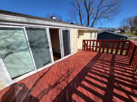 Exterior - 1770 Chippendale Rd, Hoffman Estates, IL 60169 photo 7 of 8