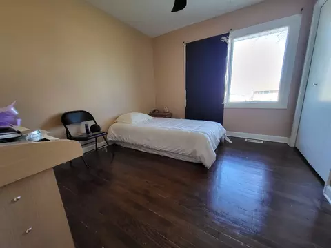 Bedroom - 1770 Chippendale Rd, Hoffman Estates, IL 60169 photo 3 of 4