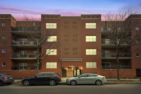 4311 N Sheridan Rd #306, Chicago, IL 60613