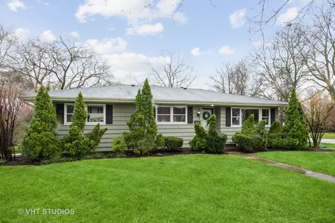 1031 Kehoe Dr, Saint Charles, IL 60174