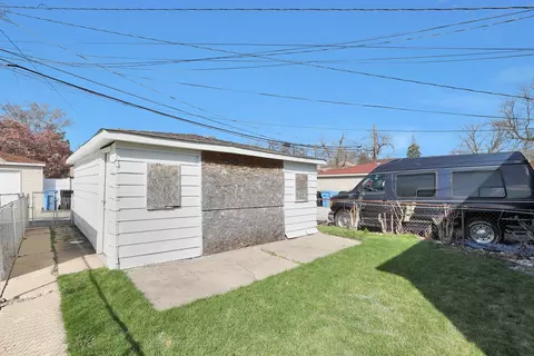 Exterior - 546 E 87th St, Chicago, IL 60619 photo 3 of 4