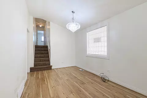 Entry Way - 546 E 87th St, Chicago, IL 60619 photo 2 of 2