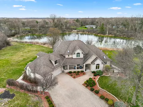 1764 W Elms Court Ln, Crete, IL 60417