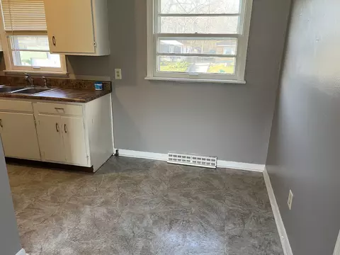 60 Webster Ct, Decatur, IL 62521 photo 5