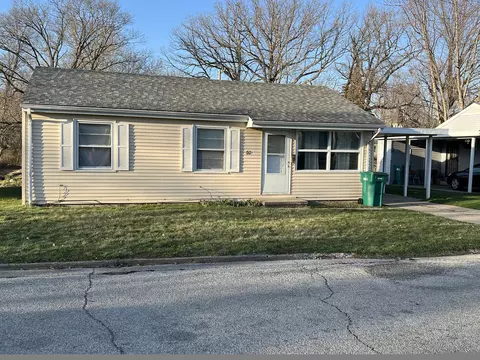 60 Webster Ct, Decatur, IL 62521