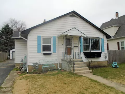 1115 Townsend St, Sycamore, IL 60178