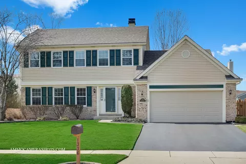 1336 Paddock Pl, Bartlett, IL 60103