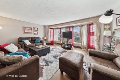 Living - 208 E 87th St, Chicago, IL 60619 photo 1 of 2