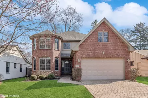 907 S Brainard Ave, La Grange, IL 60525