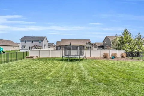 Exterior - 2110 Max Run Dr, Champaign, IL 61822 photo 10 of 10