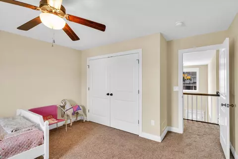 Bedroom - 2110 Max Run Dr, Champaign, IL 61822 photo 5 of 6