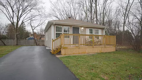 22228 Calvin Dr, Antioch, IL 60002