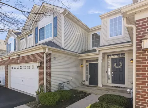 9981 Williams Dr, Huntley, IL 60142