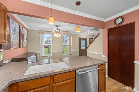 Kitchen - 882 Serendipity Dr, Aurora, IL 60504 photo 2 of 2