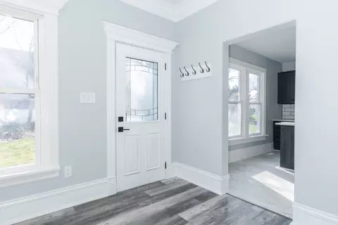 Entry Way - 208 W Monroe St, Dana, IL 61321 photo 1 of 4