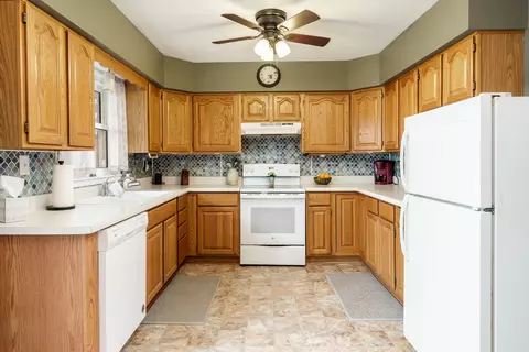 Kitchen - 109 S State St, Durand, IL 61024 photo 5 of 7