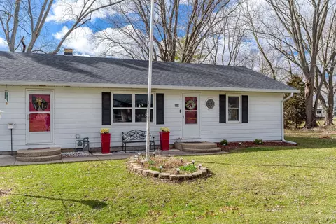 Exterior - 109 S State St, Durand, IL 61024 photo 3 of 12