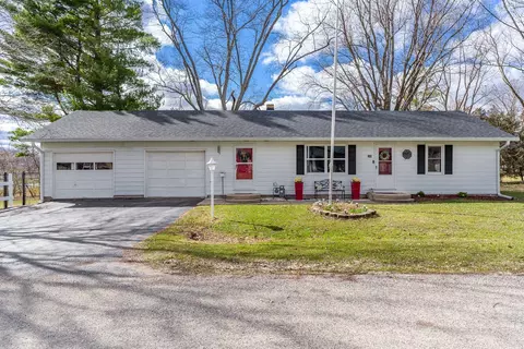 109 S State St, Durand, IL 61024