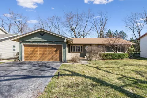 Exterior - 1331 Carlisle Ave, Elk Grove Village, IL 60007 photo 1 of 6