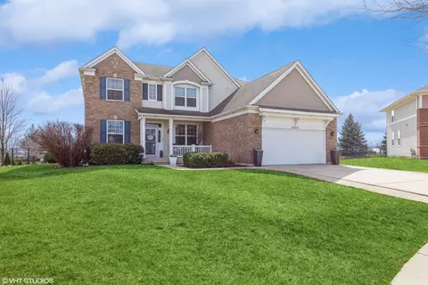 25215 Bay Tree Cir, Shorewood, IL 60404