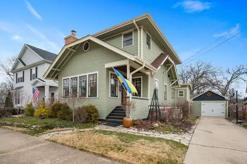 846 Hillside Ave, Glen Ellyn, IL 60137