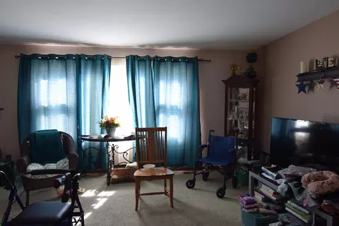 610 Concord Ct, Algonquin, IL 60102 photo 3