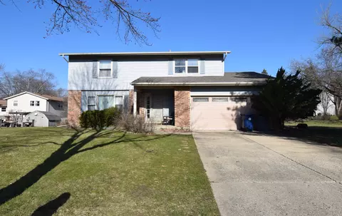 610 Concord Ct, Algonquin, IL 60102