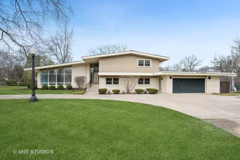 960 Meadowbrook Ln, Deerfield, IL 60015