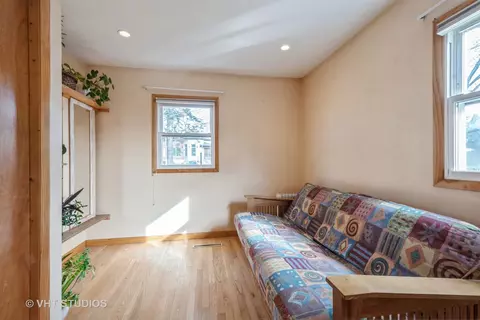 Living - 1335 E Forest Ave, Des Plaines, IL 60018 photo 4 of 4
