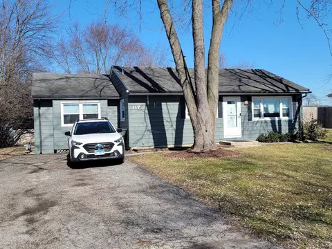 117 Michael Ln, New Lenox, IL 60451
