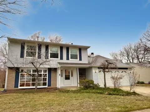 436 Winterwood Dr, Roselle, IL 60172