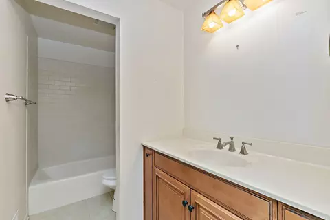 Bath - 46 Timber Ter, Cary, IL 60013 photo 2 of 2