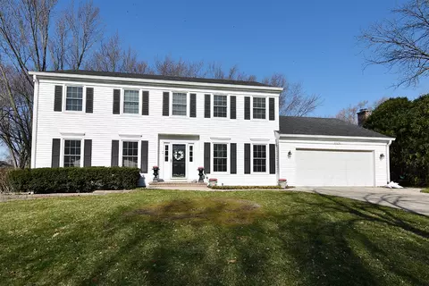 1924 Heather Rd, Geneva, IL 60134