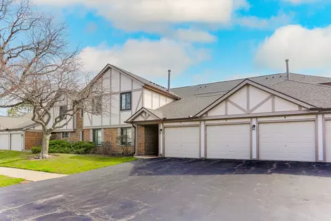 2275 N Enlund Dr #8, Palatine, IL 60074