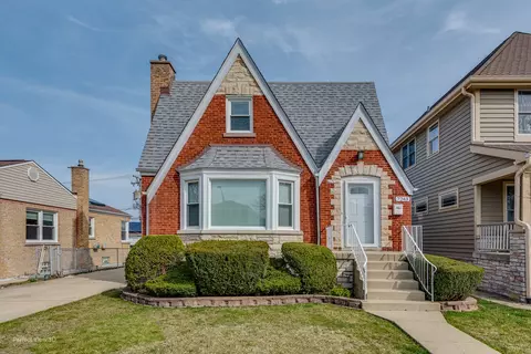 7243 N Oconto Ave, Chicago, IL 60631