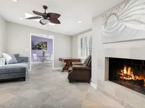 Living - 2925 Jerrie Ln, Glenview, IL 60025 photo 4 of 5