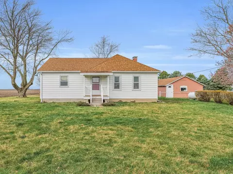 623 County Road 100 E, Ivesdale, IL 61851