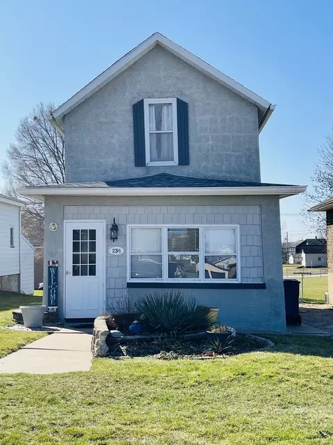 234 7th St, Lasalle, IL 61301
