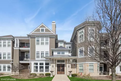 7 E Kennedy Ln #108, Hinsdale, IL 60521