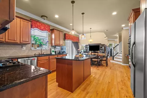 Kitchen - 13428 Skyline Dr, Plainfield, IL 60585 photo 2 of 2